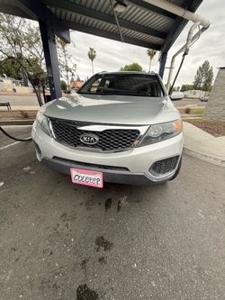 2012 Kia Sorento – Clean Title – $4,500 OBO