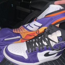 Air Jordan Retro 1 OG “ Court purple “