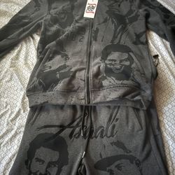 Asaali Sweatsuit LG 