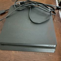 PS4 Slim Version