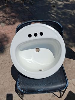 NEW CERAMIC OVAL SINC.