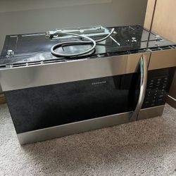 Brand New microwave