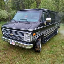 1990 Chevrolet Sport Van