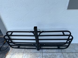 Cargo carrier