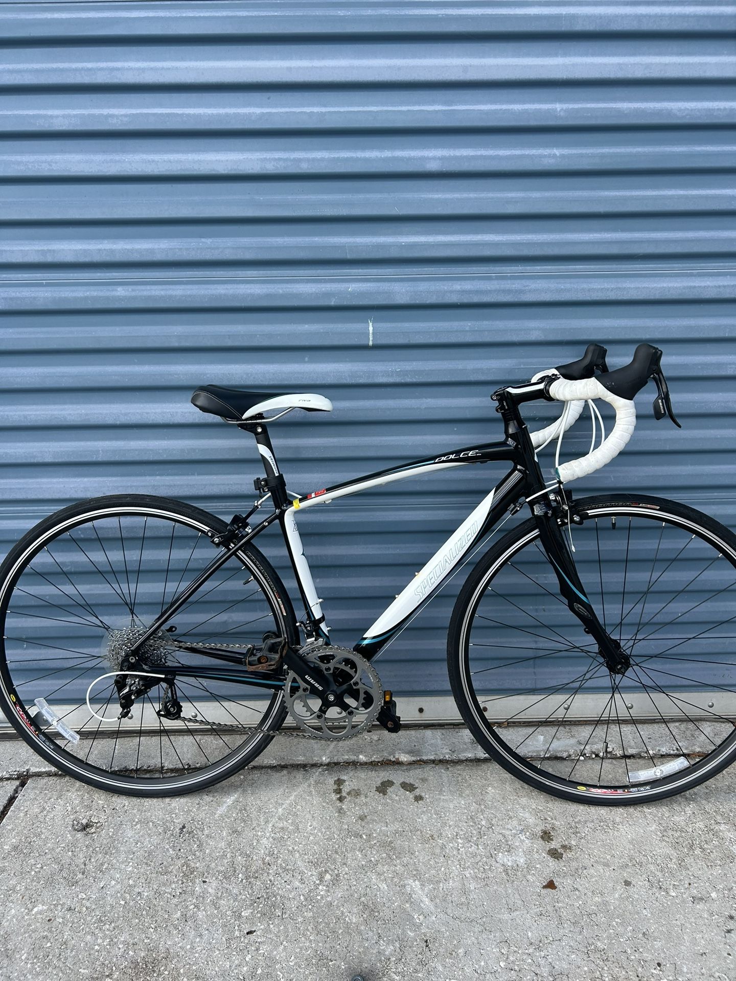 Specialized Dolce 51cm Road Bike for Sale in Oviedo, FL - OfferUp