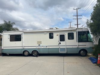 Class A Motorhome RV with Slide-Out 1999