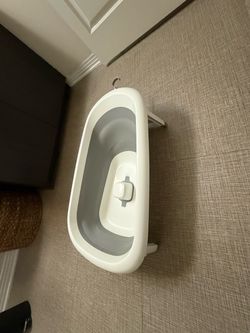Foldable Baby Bathtub with Drain Plug