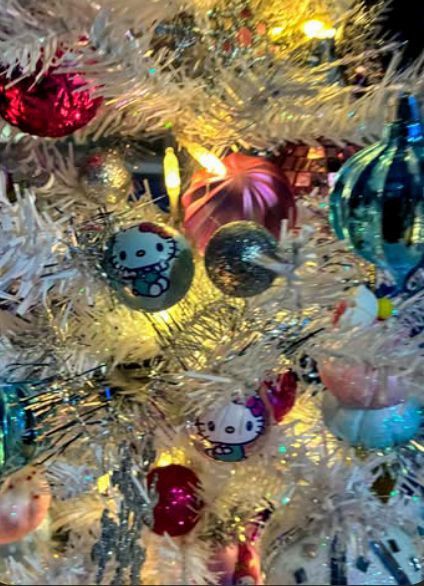 Hello Kitty Christmas Tree