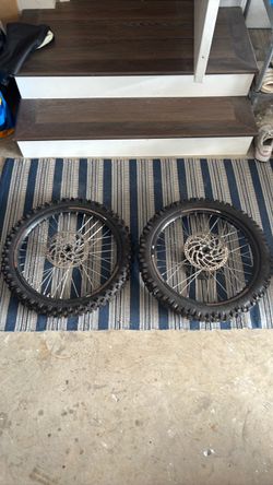Surron tires and wheels