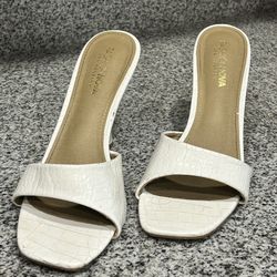 White Fashion Nova Heeled Sandals - Size 11