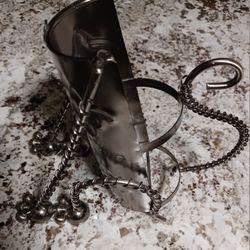 Sturdy Wine Bottle Holder
