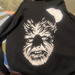 Wolf Man Sweater Medium 