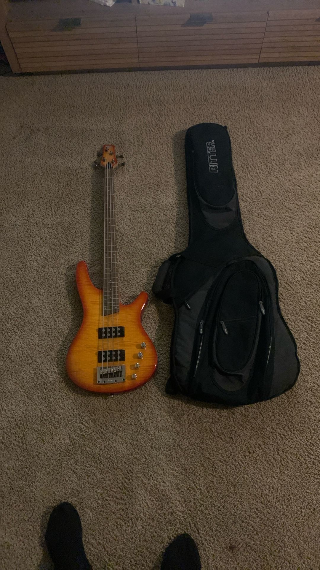 SOUND-GEAR BY IBANEZ (SRX 500) WITH RITTER SOFT CASE
