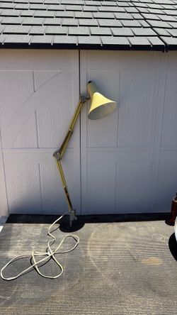 Vintage pose-able articulating draft or desk lamp