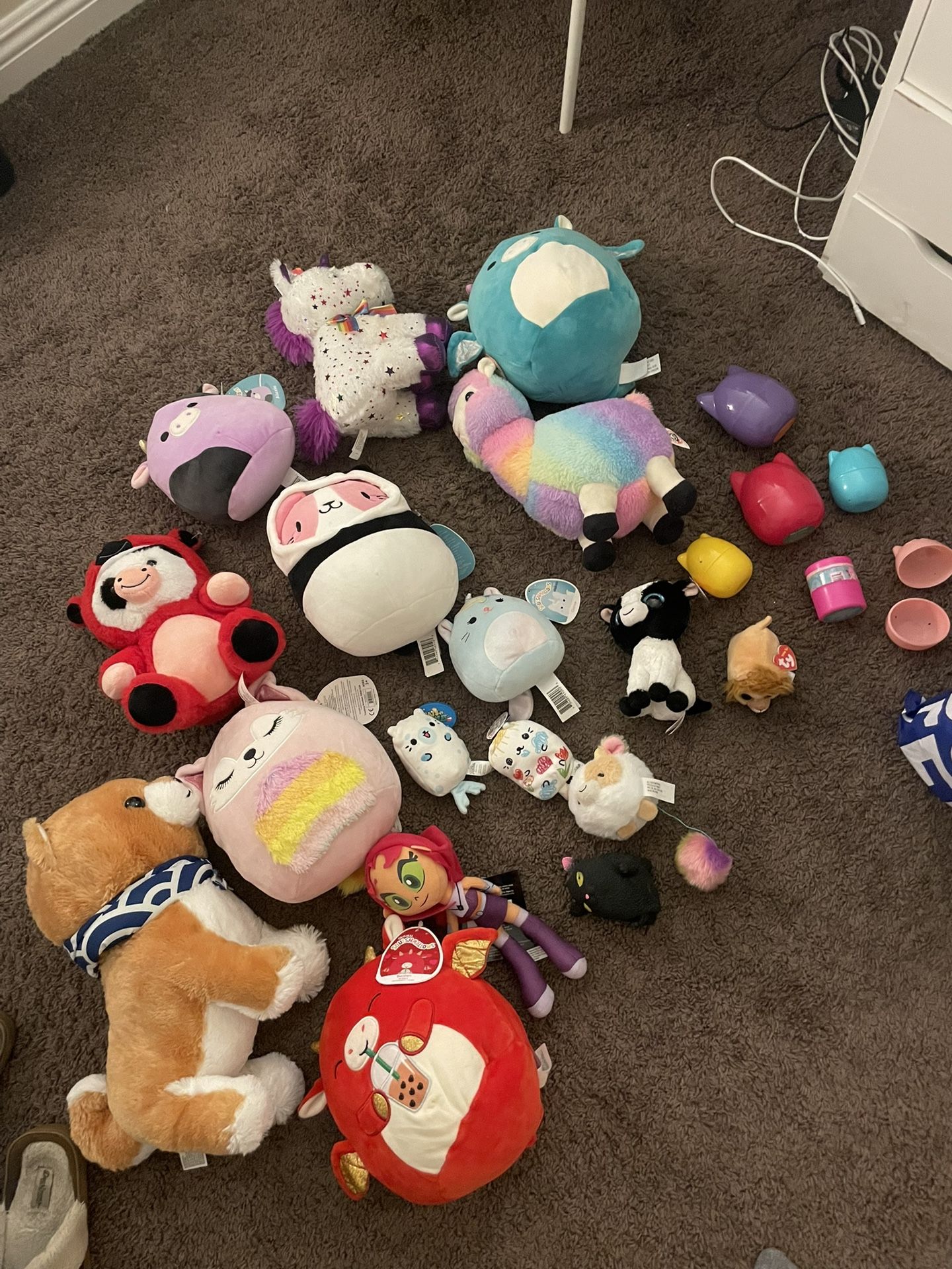 Plushies/ Squishmallows/ Pickle Cats