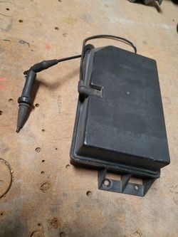 Cruise control vacuum box for Dodge Ram truck with vacuum hose included