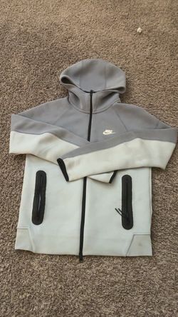 Nike tech
