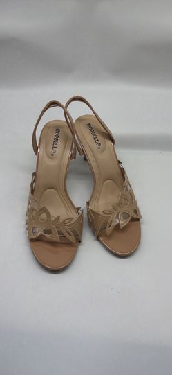 Heels 8.5