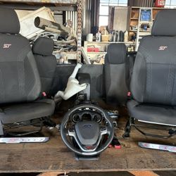 2014 Ford Fiesta ST Seats And Steering Wheel 