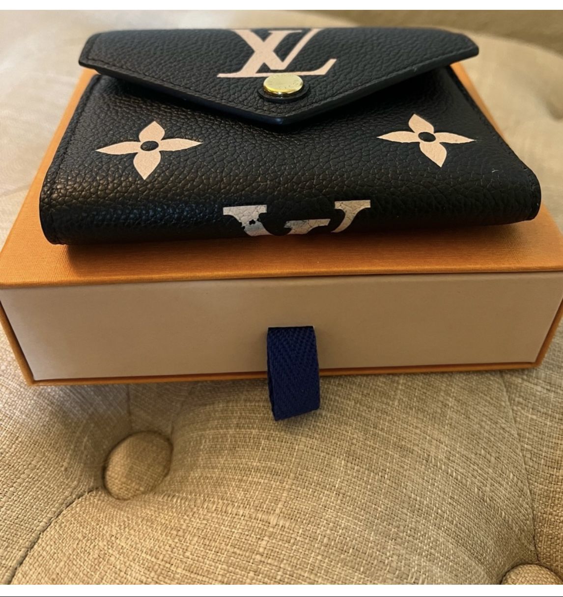 Used louis vuitton victorine wallet - LEATHER