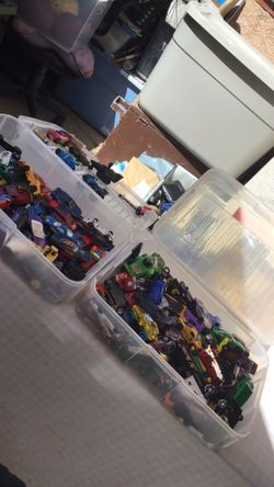 Collectible toy cars