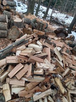 Cordwood. Cut Split Seasoned And Delivered 350$$
