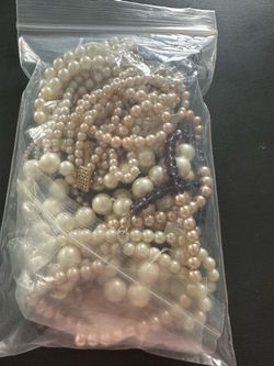 Lot of Pearl and Bead Necklaces
