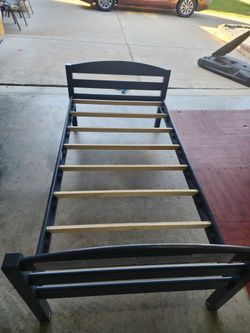 Twin  Bed Frame with Slats