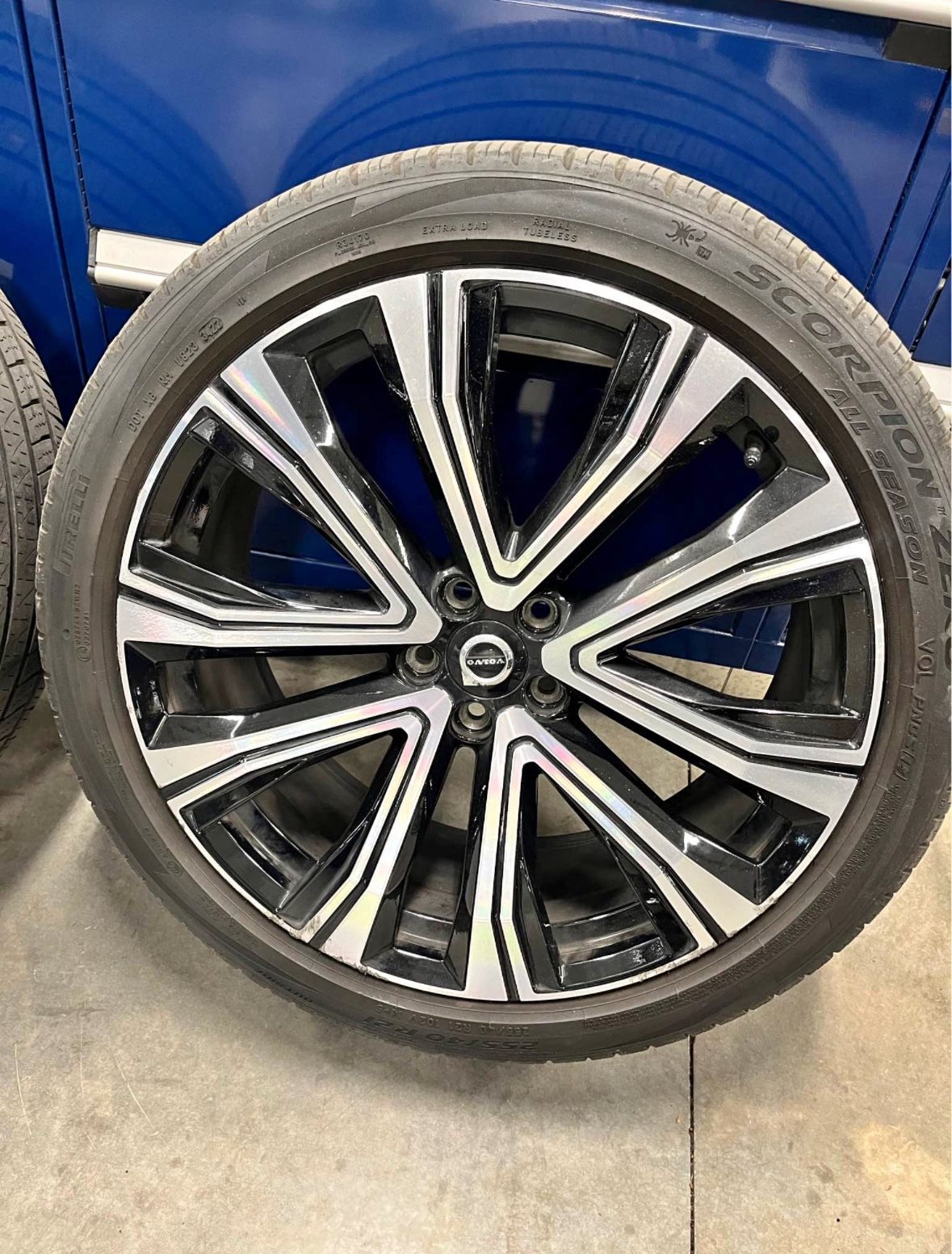 21” OEM Volvo Wheels 