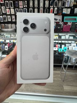 iPhone 17 Pro Max 256GB Unlocked NEW