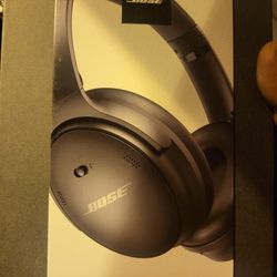 Bose Noise Cancelling 45 NEW
