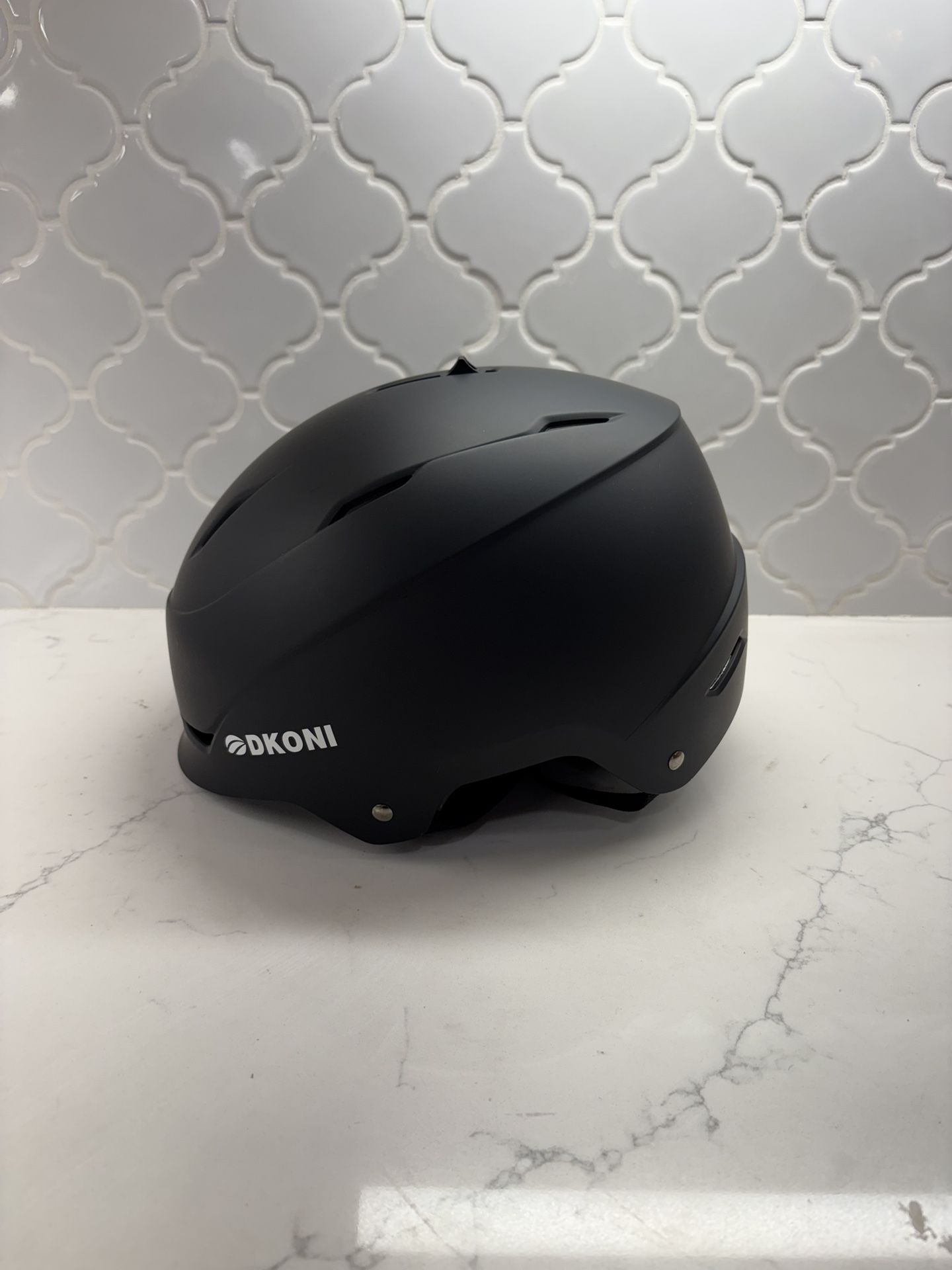 DKONI Snowboard Helmet