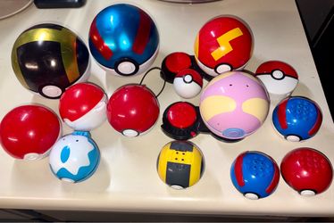 Lot of Pokémon balls, variation