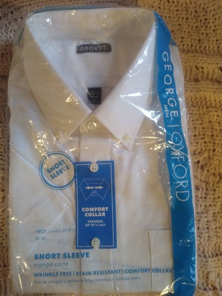Men's XL White. Short Sleeve Oxford Shirt, NEW