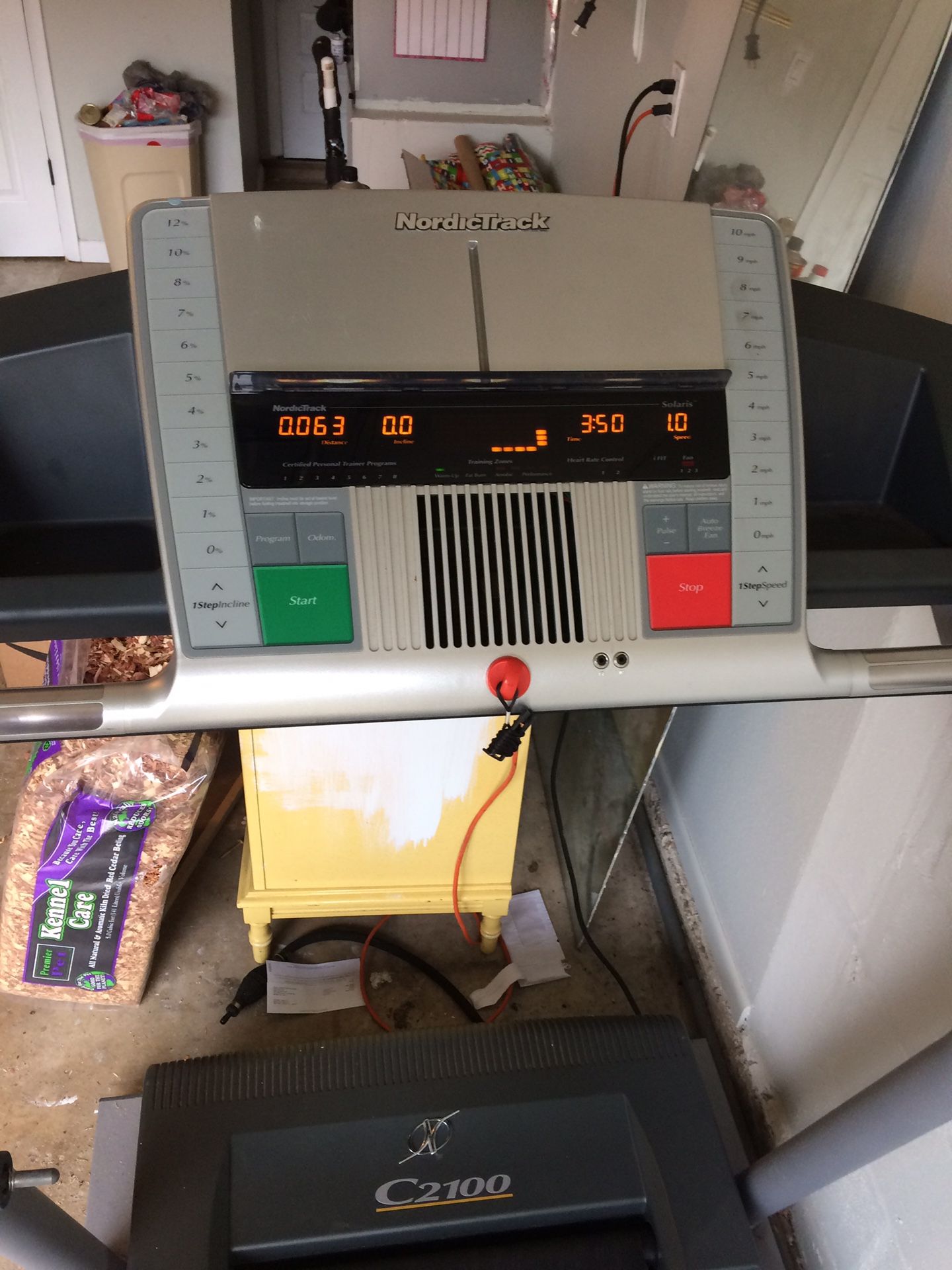 Nordictrack C2100 Treadmill for Sale in NEW PRT RCHY, FL