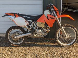 Photo KTM 520 EXC Plated