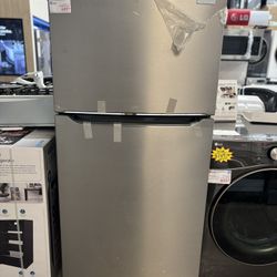 New FRIGIDAIRE Gallery 20.0 Cu. Ft. Top Freezer