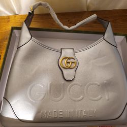 Women's Gucci Shoulder Bag