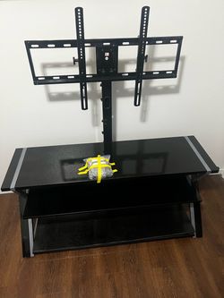 Free TV stand - Pick Up in madera