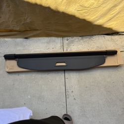 OEM Cargo Cover 2019-2022 Jeep Grand Cherokee 
