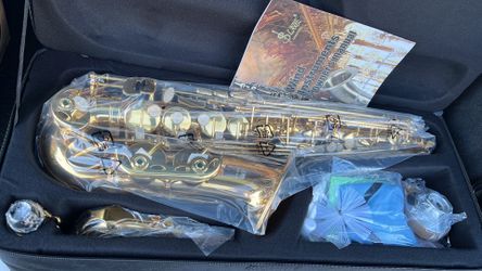 Saxophone Alto  style brand new gold color