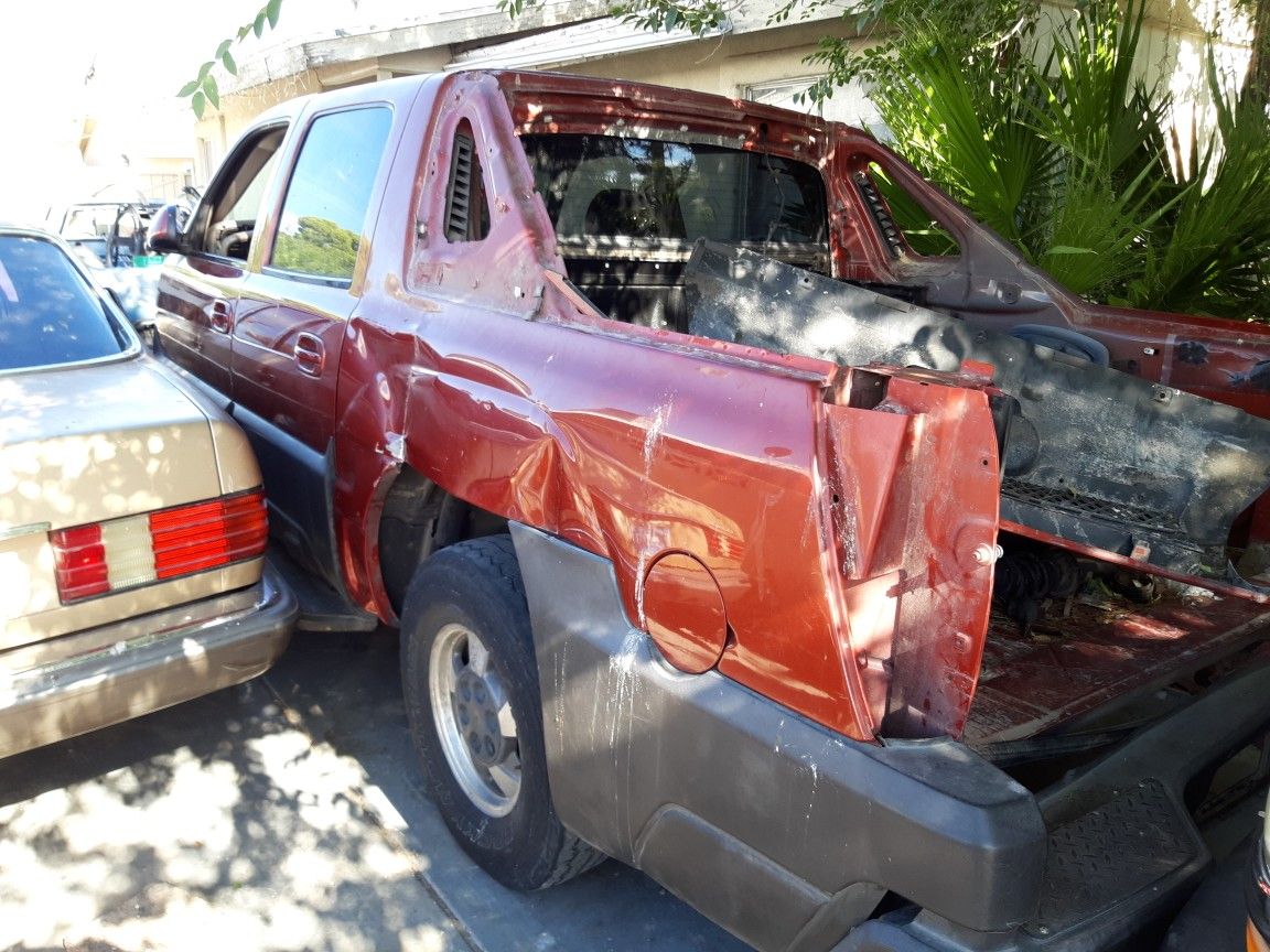 2003-2006 Chevy avalanche