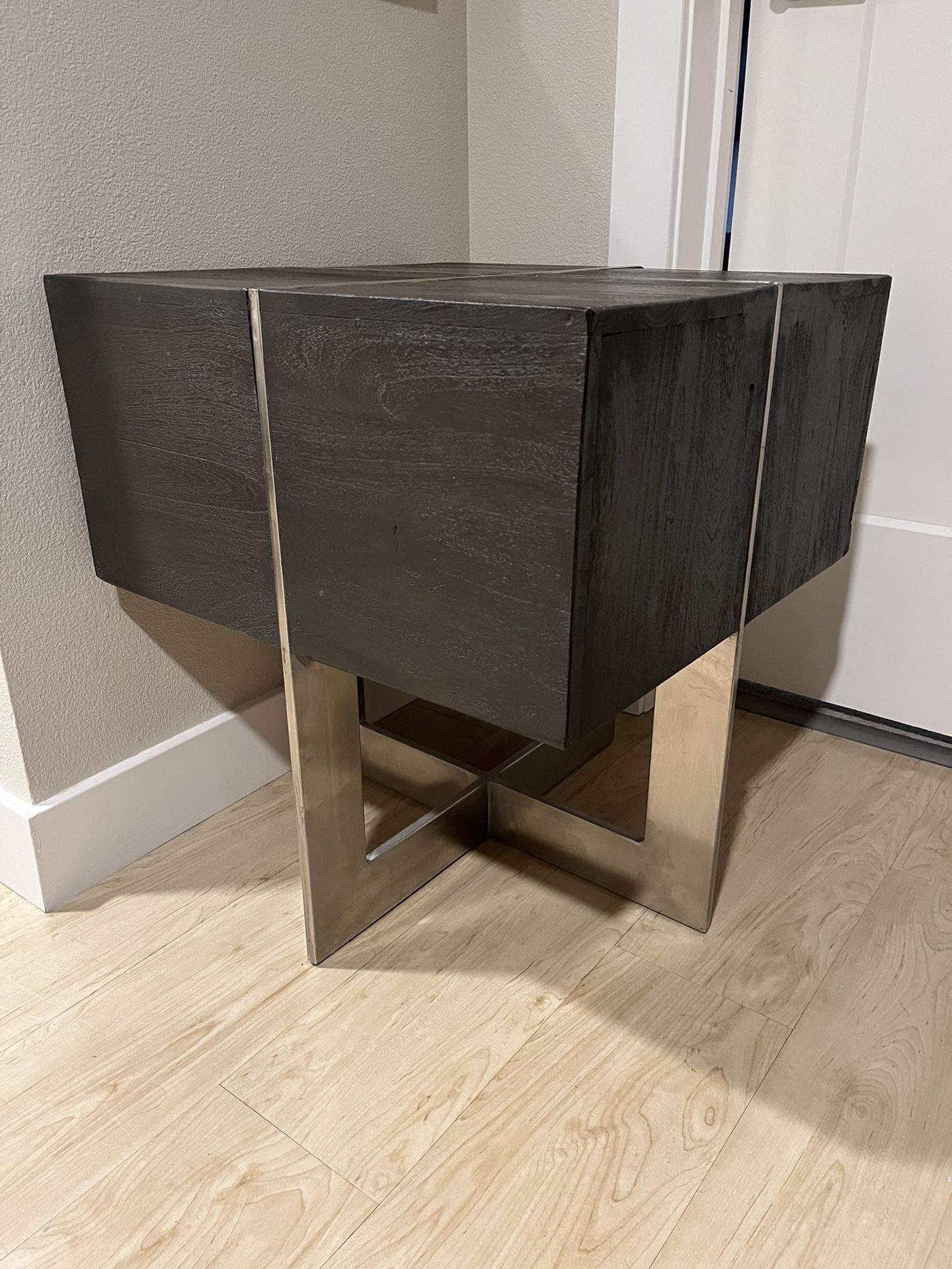 Modern Side Table 