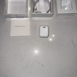 AirPods 2