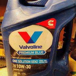 Valvoline 10w30 Synthetic Oil 