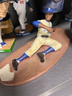 Los Angeles Dodger Jackie Robinson Statue