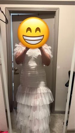 Women’s white dress
