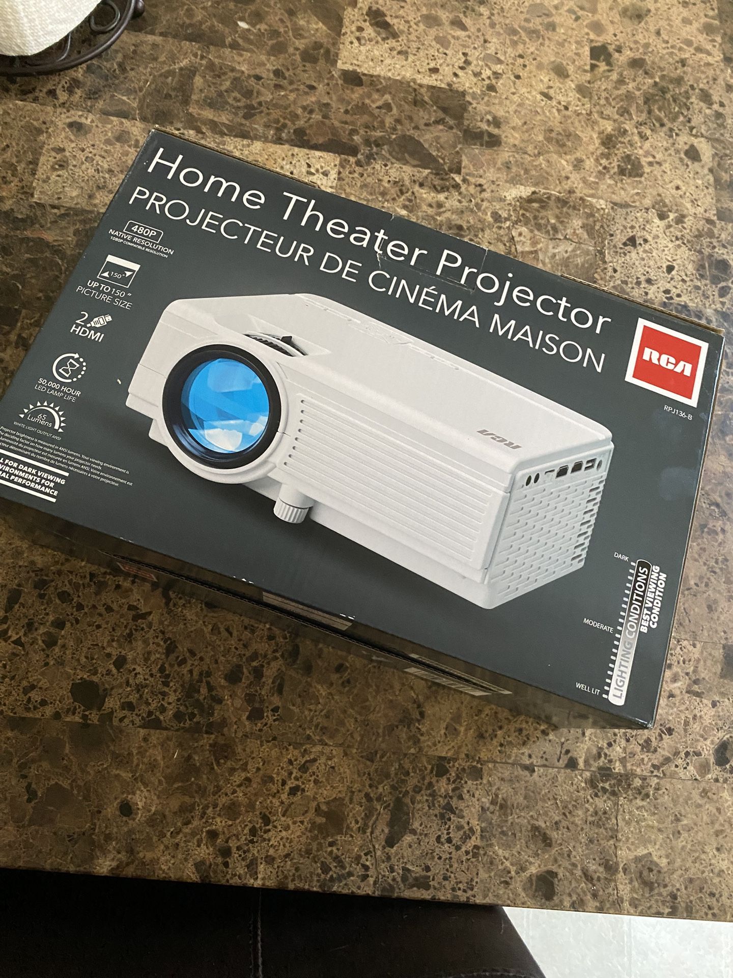 RCA Projector 💕 $45