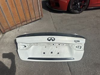 Infiniti Q50 Trunk