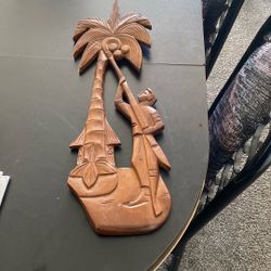 Vantage MCM  Tiki  Carved Wood 